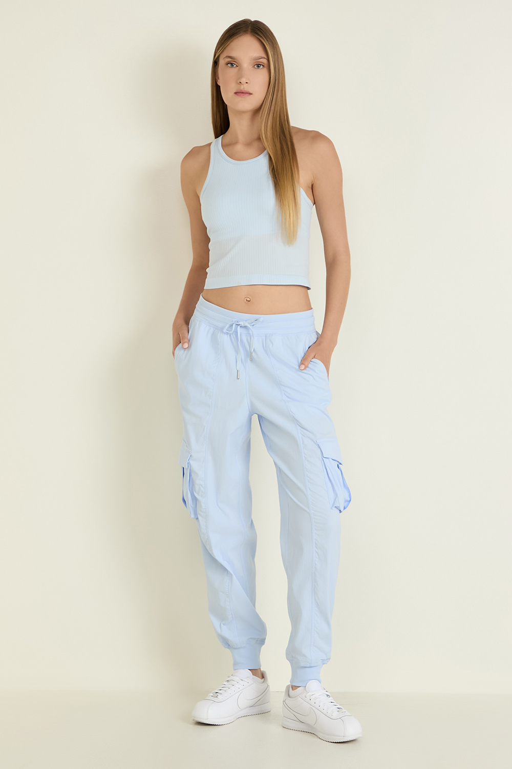 Dance Studio Relaxed-Fit Mid-Rise Cargo Jogger